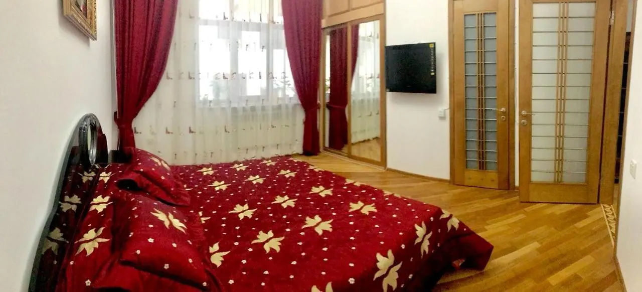 Calm Center Of Baku Apartment